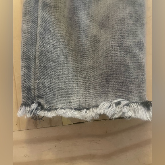 🔥HOST PICK🔥Refuge Ibiza BUM LIFTING Jeans - Picture 4 of 11